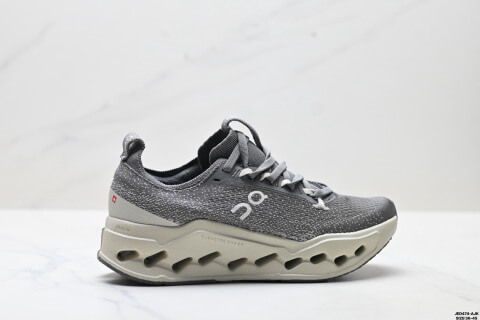 On Cloudsurfer Max Running Shoes