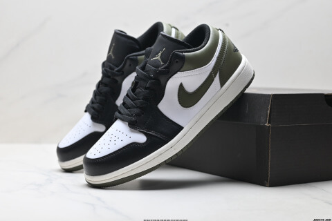 Nike Air Jordan 1 Low Casual Sneakers