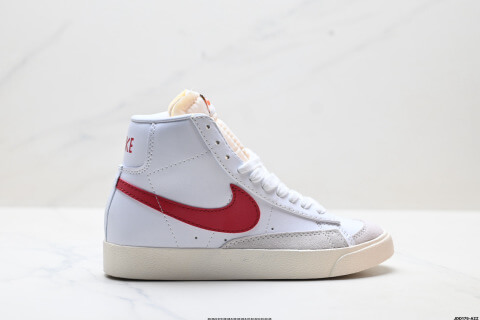 Nike Blazer Mid Pro Club Sneakers