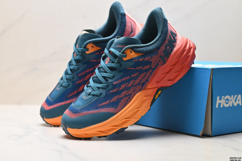 HOKA SPEEDGOAT 5 Trail Running Shoes