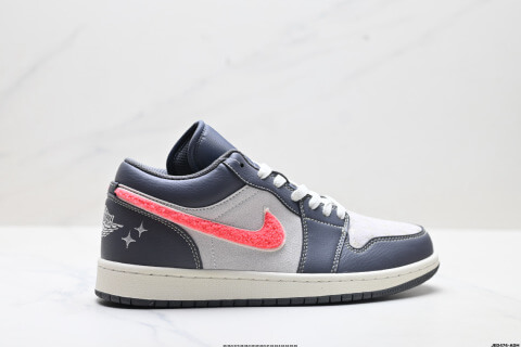 Nike Air Jordan 1 Low OG Sneakers