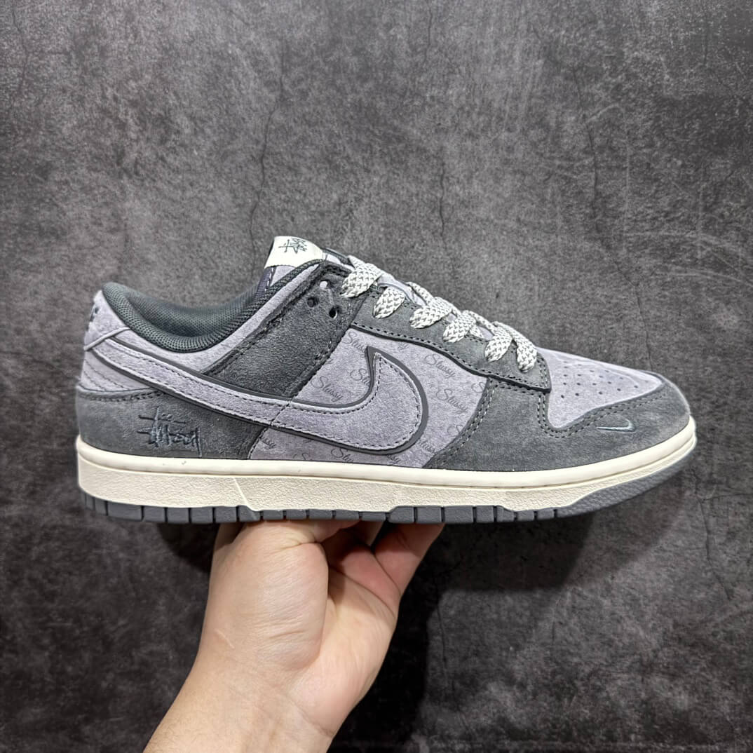 Nike SB Dunk Low x Stussy Gray Sneakers