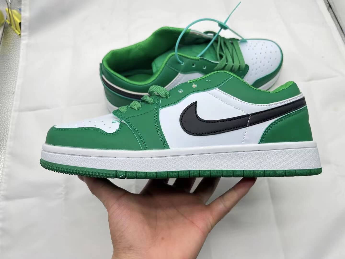 Air Jordan 1 Low Green White Black Shoes