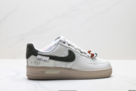 Nike Air Force 1'07 Low-top Sneakers